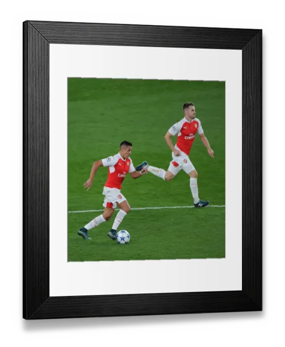 Framed Print : Arsenal vs. Bayern Munich: A Champions League Showdown (2015 / 16) Framed Print : Arsenal vs. Bayern Munich: A Champions League Showdown (2015 / 16)