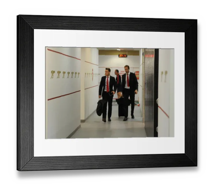Framed Print : Arsenal FC: Ozil and Cech in Deep Focus - Arsenal Changing Room before Arsenal vs Everton (2015 / 16) Framed Print : Arsenal FC: Ozil and Cech in Deep Focus - Arsenal Changing Room before Arsenal vs Everton (2015 / 16)