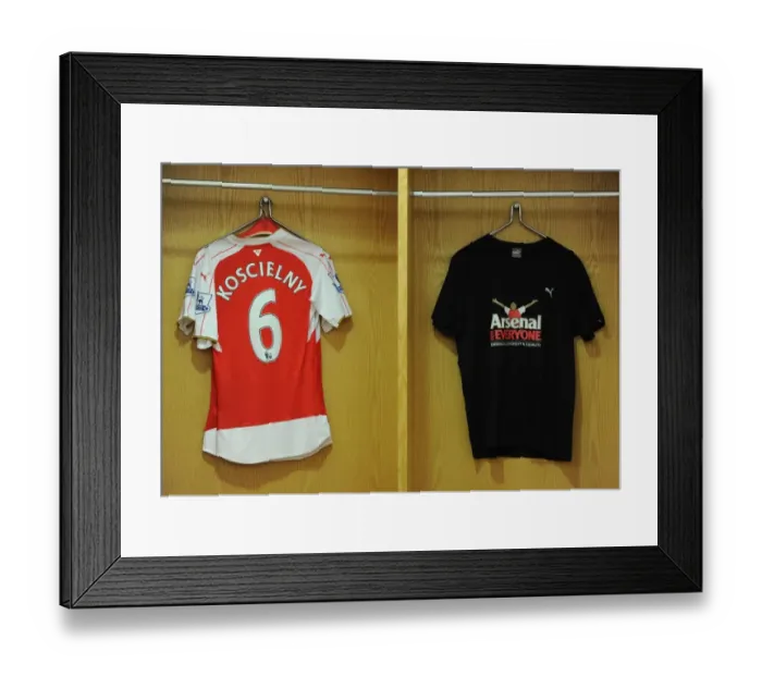 Framed Print : Arsenal's Arsenal for Everyone Unity T-Shirts (Arsenal vs. Everton, 2015 / 16) Framed Print : Arsenal's Arsenal for Everyone Unity T-Shirts (Arsenal vs. Everton, 2015 / 16)