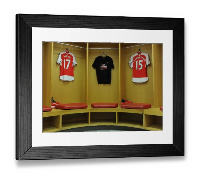 Framed Print : Arsenal's Arsenal for Everyone Unity T-Shirts Before Arsenal vs. Everton (2015 / 16) Framed Print : Arsenal's Arsenal for Everyone Unity T-Shirts Before Arsenal vs. Everton (2015 / 16)
