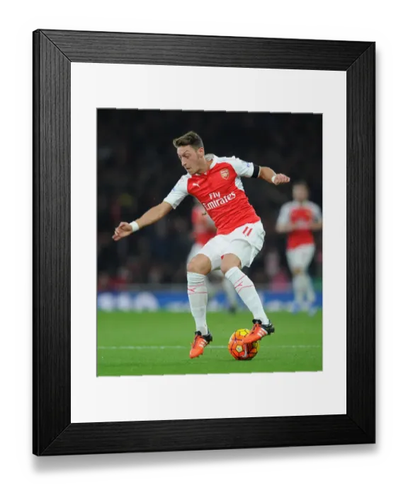 Framed Print : Mesut Ozil in Action: Arsenal vs. Everton, Premier League 2015 / 16 Framed Print : Mesut Ozil in Action: Arsenal vs. Everton, Premier League 2015 / 16