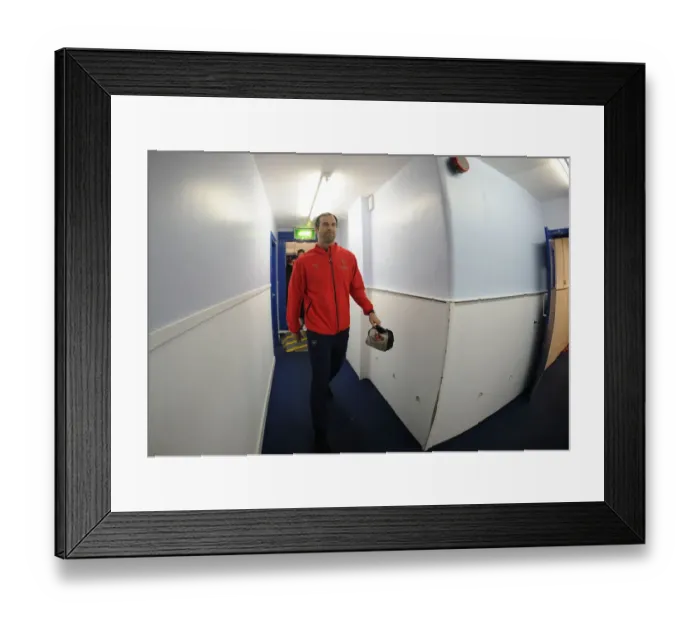 Framed Print : Petr Cech Arrives at Hillsborough Stadium Ahead of Sheffield Wednesday vs Arsenal (Capital One Cup 2015-16) Framed Print : Petr Cech Arrives at Hillsborough Stadium Ahead of Sheffield Wednesday vs Arsenal (Capital One Cup 2015-16)