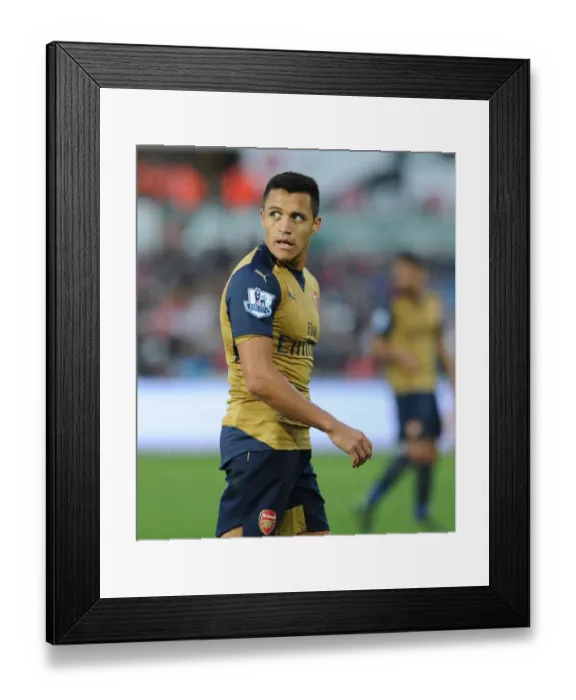 Framed Print : Alexis Sanchez in Action: Arsenal vs Swansea City (2015-16) Framed Print : Alexis Sanchez in Action: Arsenal vs Swansea City (2015-16)