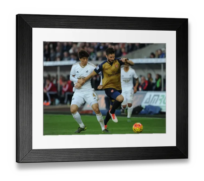 Framed Print : Giroud Surges Past Ki: Swansea vs Arsenal, 2015-16 Premier League Framed Print : Giroud Surges Past Ki: Swansea vs Arsenal, 2015-16 Premier League