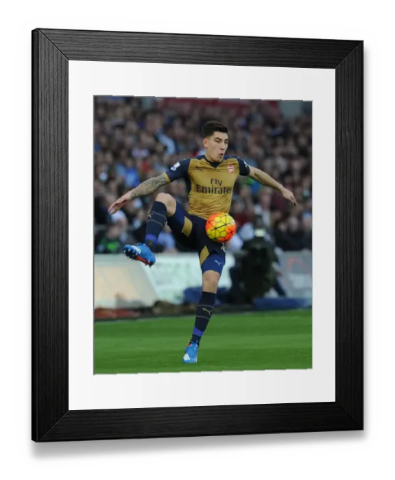 Framed Print : Hector Bellerin in Action: Arsenal vs Swansea City, Premier League 2015-16 Framed Print : Hector Bellerin in Action: Arsenal vs Swansea City, Premier League 2015-16