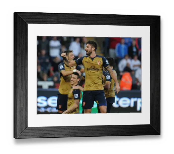 Framed Print : Giroud's Brace: Arsenal's Triumph over Swansea City (2015-16)
