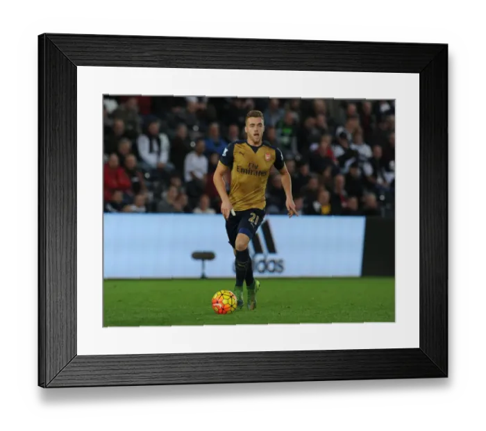 Framed Print : Calum Chambers in Action: Arsenal vs Swansea City (2015-16)