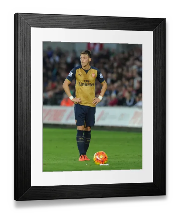 Framed Print : Mesut Ozil in Action: Swansea City vs. Arsenal, Premier League 2015-16