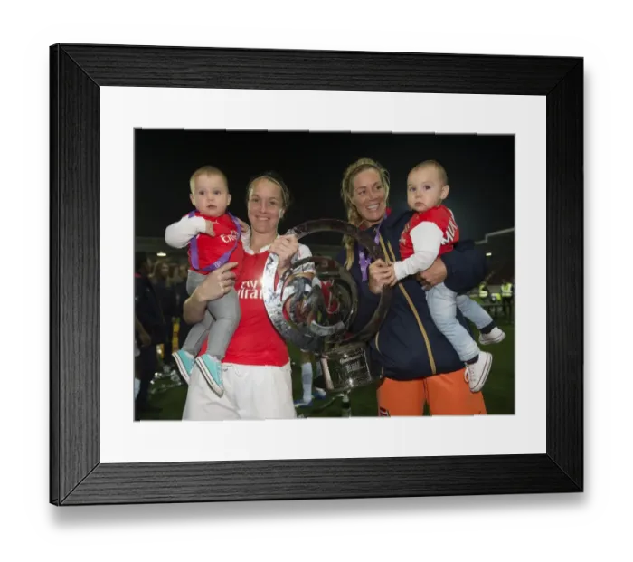 Framed Print : Arsenal Ladies vs Notts County Ladies: FA WSL Continental Cup Final (November 1, 2015)