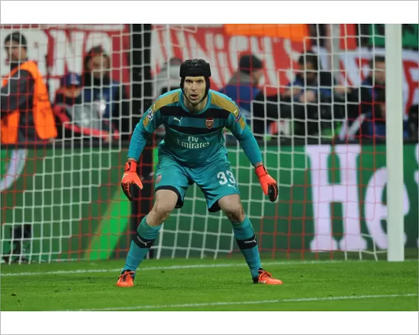 Champions Clash: Petr Cech vs. Bayern Munich in the UEFA Champions League (2015-16)