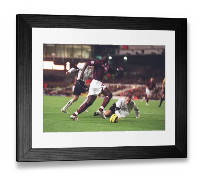 Framed Print : Arsenal v Sparta Prague (2005-6) Framed Print : Arsenal v Sparta Prague (2005-6)
