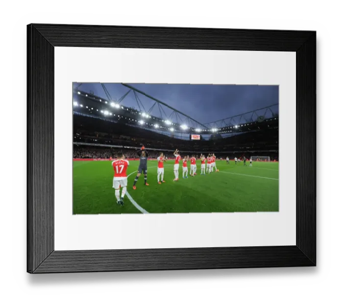 Framed Print : Arsenal vs. Tottenham: 2015-16 Premier League Clash at Emirates Stadium Framed Print : Arsenal vs. Tottenham: 2015-16 Premier League Clash at Emirates Stadium