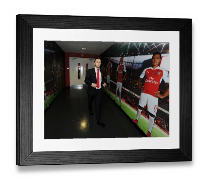 Framed Print : Jack Wilshere Prepares for Arsenal vs. Tottenham Showdown (2015-16)