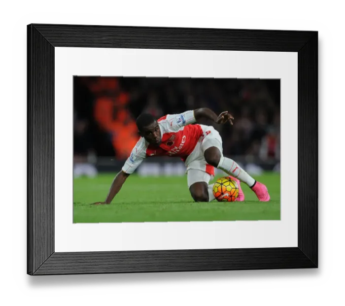 Framed Print : Clash of the London Giants: Arsenal vs. Tottenham in the Premier League (2015-16) Framed Print : Clash of the London Giants: Arsenal vs. Tottenham in the Premier League (2015-16)
