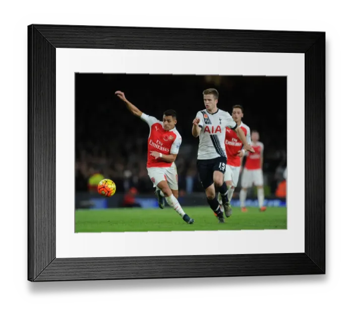Framed Print : Clash of the London Rivals: Arsenal vs. Tottenham in the Premier League (2015-16) - Battle of the Giants
