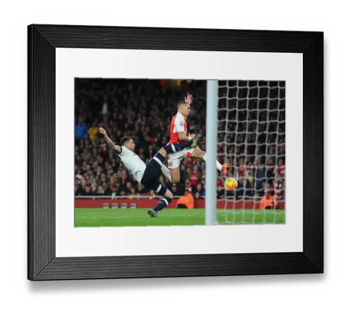 Framed Print : Dramatic Kieran Gibbs Winner: Arsenal Triumphs Over Tottenham (2015-16) Framed Print : Dramatic Kieran Gibbs Winner: Arsenal Triumphs Over Tottenham (2015-16)