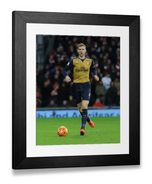 Framed Print : Per Mertesacker's Intense Focus: Arsenal vs. West Bromwich Albion (November 2015) Framed Print : Per Mertesacker's Intense Focus: Arsenal vs. West Bromwich Albion (November 2015)