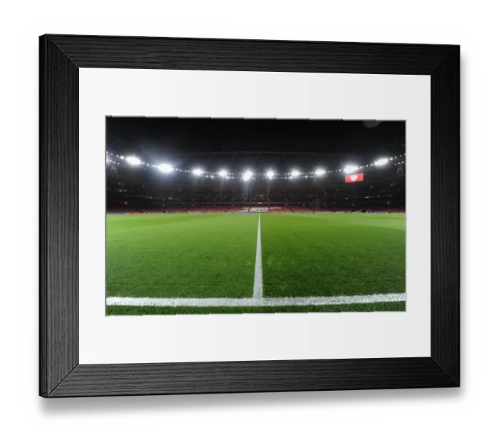 Framed Print : Arsenal vs Dinamo Zagreb: Emirates Stadium, UEFA Champions League 2015-16 Framed Print : Arsenal vs Dinamo Zagreb: Emirates Stadium, UEFA Champions League 2015-16