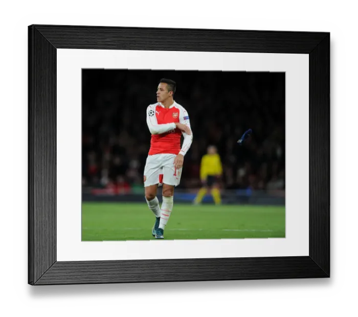Framed Print : Alexis Sanchez's Frustration: Arsenal FC vs GNK Dinamo Zagreb, UEFA Champions League, 2015