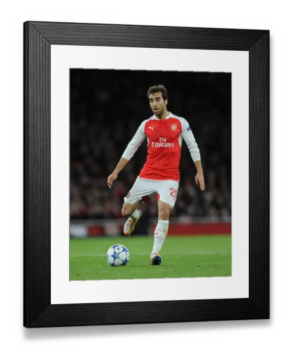 Framed Print : Flamini in Action: Arsenal vs. Dinamo Zagreb, UEFA Champions League 2015-16 Framed Print : Flamini in Action: Arsenal vs. Dinamo Zagreb, UEFA Champions League 2015-16