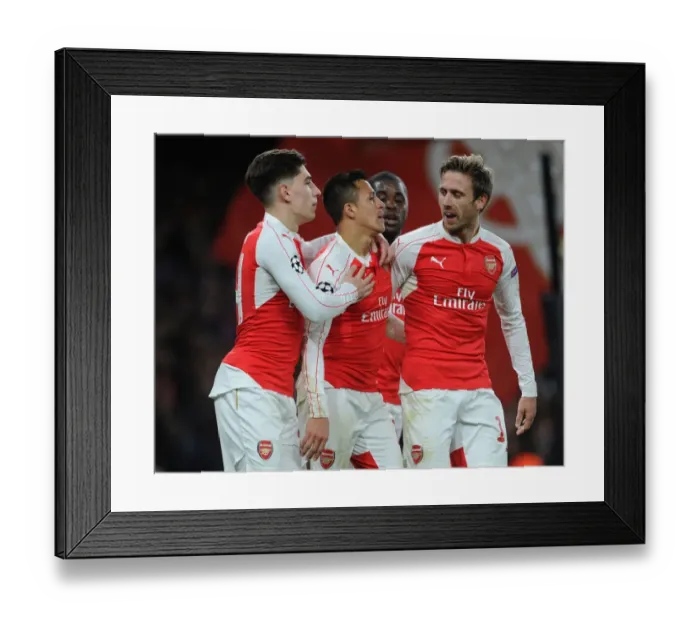 Framed Print : Arsenal's Double Strike: Sanchez Scores Twice in Champions League Victory over Dinamo Zagreb