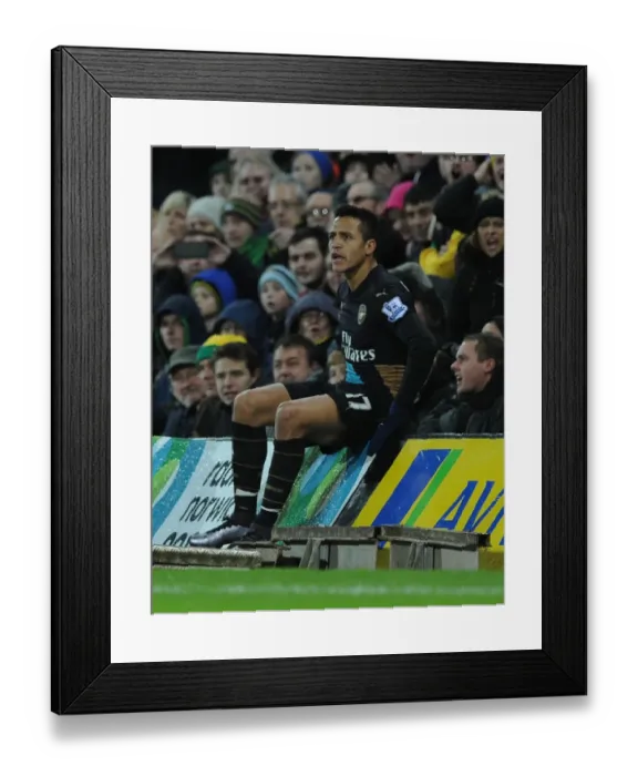 Framed Print : Alexis Sanchez in Action: Arsenal's Star Forward Shines Against Norwich City (Premier League 2015-16)
