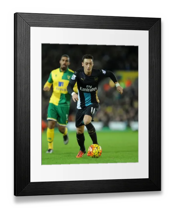 Framed Print : Mesut Ozil in Action: Norwich City vs Arsenal, Premier League 2015-16 Framed Print : Mesut Ozil in Action: Norwich City vs Arsenal, Premier League 2015-16