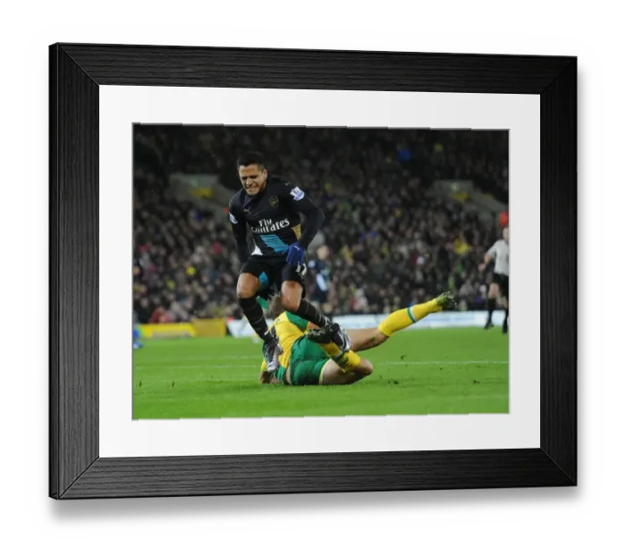 Framed Print : Intense Clash: Alexis Sanchez vs. Ryan Bennett, Premier League 2015-16