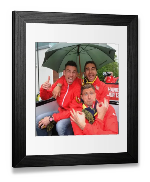 Framed Print : Arsenal FC: Triumphant Moments with Koscielny, Giroud, and Flamini (2014-15 FA Cup Victory Parade)