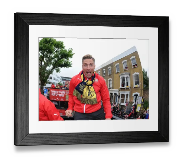 Framed Print : Olivier Giroud Celebrates FA Cup Victory with Arsenal FC during 2014-15 Parade in London