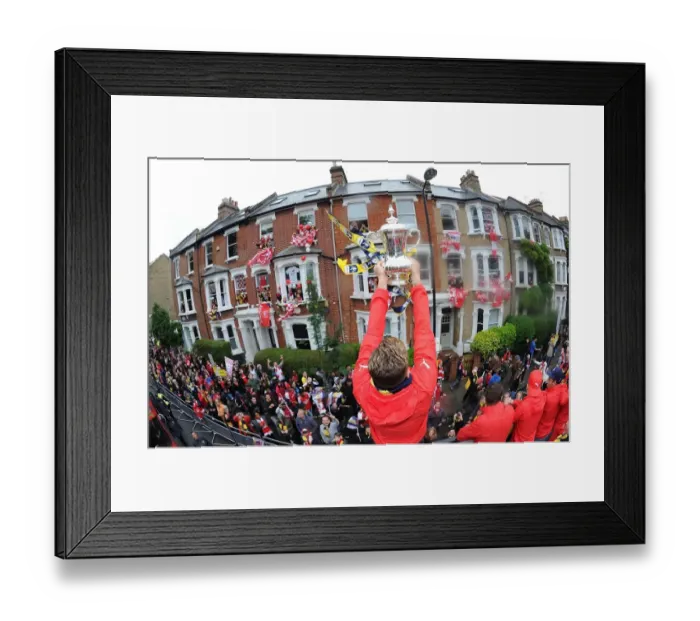 Framed Print : Olivier Giroud Celebrates Arsenal's FA Cup Victory during the 2014-15 Parade Framed Print : Olivier Giroud Celebrates Arsenal's FA Cup Victory during the 2014-15 Parade