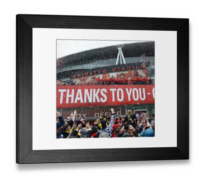 Framed Print : Arsenal FA Cup Triumph: 2014-15 Victory Parade