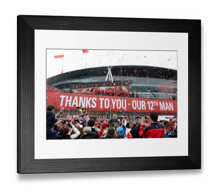 Framed Print : Arsenal FA Cup Triumph: 2014-15 Victory Parade