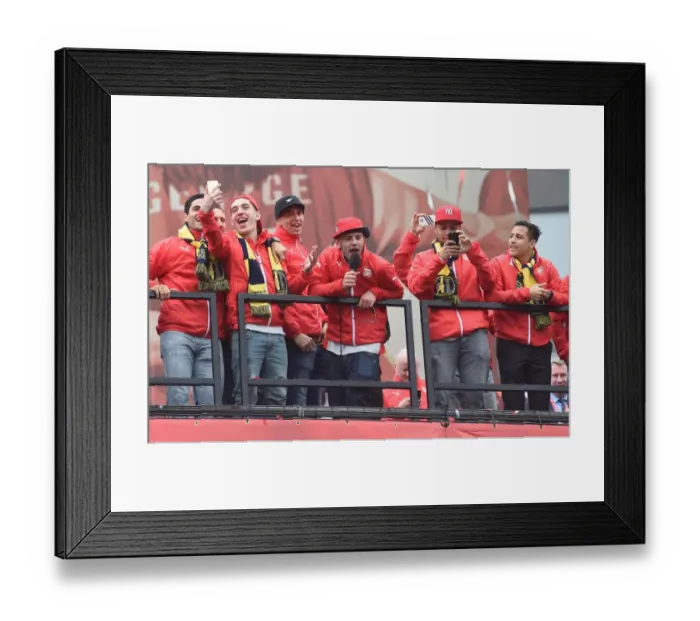 Framed Print : Arsenal FA Cup Triumph: 2014-15 Victory Parade Framed Print : Arsenal FA Cup Triumph: 2014-15 Victory Parade