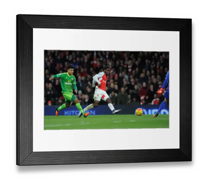 Framed Print : Campbell's Stunner: Arsenal's Winning Goal vs. Sunderland, Premier League 2015-16 Framed Print : Campbell's Stunner: Arsenal's Winning Goal vs. Sunderland, Premier League 2015-16