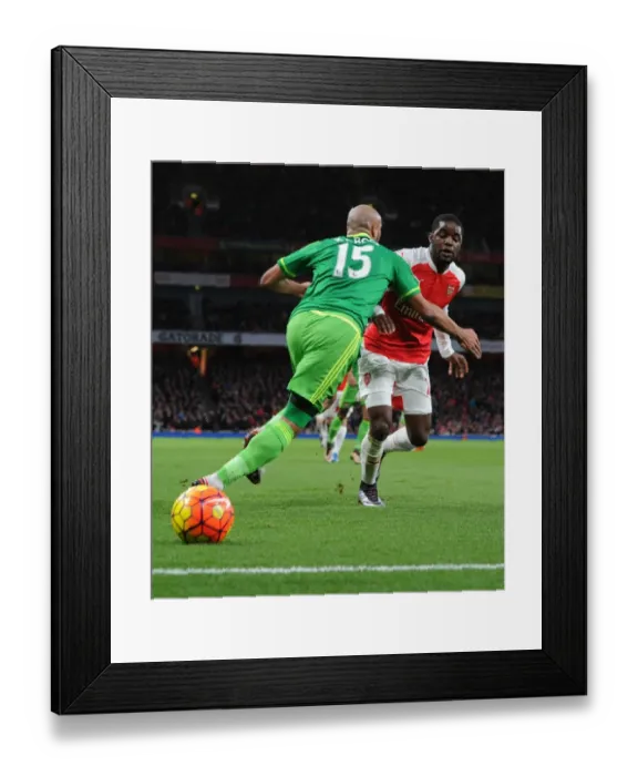 Framed Print : Intense Battle: Campbell vs. Kaboul - Arsenal vs. Sunderland, Premier League 2015-16 Framed Print : Intense Battle: Campbell vs. Kaboul - Arsenal vs. Sunderland, Premier League 2015-16