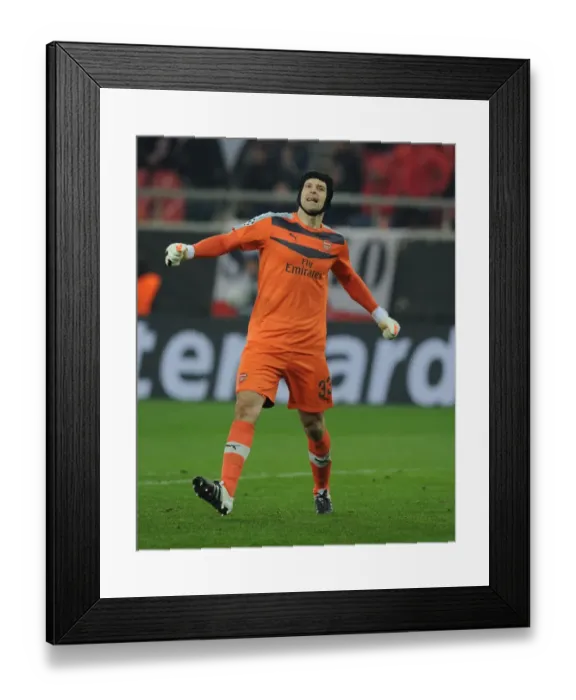 Framed Print : Petr Cech: Arsenal's Champions League Victory Celebration vs. Olympiacos (2015-16) Framed Print : Petr Cech: Arsenal's Champions League Victory Celebration vs. Olympiacos (2015-16)