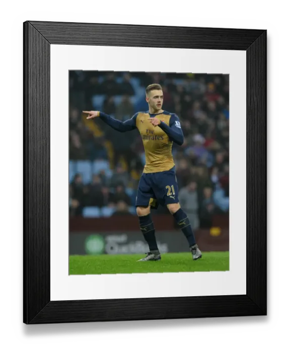 Framed Print : Calum Chambers in Action: Arsenal vs. Aston Villa, Premier League 2015-16 Framed Print : Calum Chambers in Action: Arsenal vs. Aston Villa, Premier League 2015-16