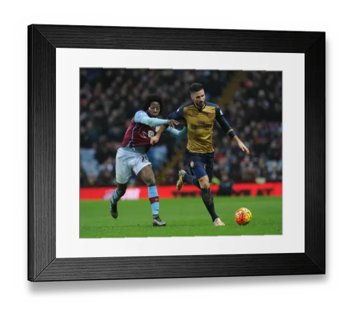 Framed Print : Giroud vs Sanchez: A Footballing Battle at Aston Villa vs Arsenal (December 2015) Framed Print : Giroud vs Sanchez: A Footballing Battle at Aston Villa vs Arsenal (December 2015)