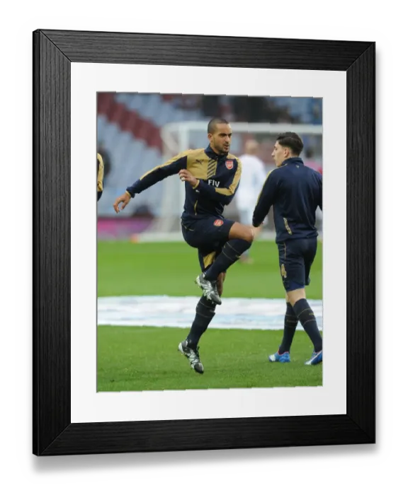 Framed Print : Theo Walcott's Pre-Match Routine: Aston Villa vs. Arsenal, Premier League 2015-16 Framed Print : Theo Walcott's Pre-Match Routine: Aston Villa vs. Arsenal, Premier League 2015-16