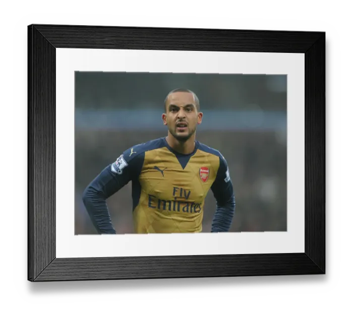 Framed Print : Theo Walcott in Action: Arsenal vs. Aston Villa, Premier League 2015-16