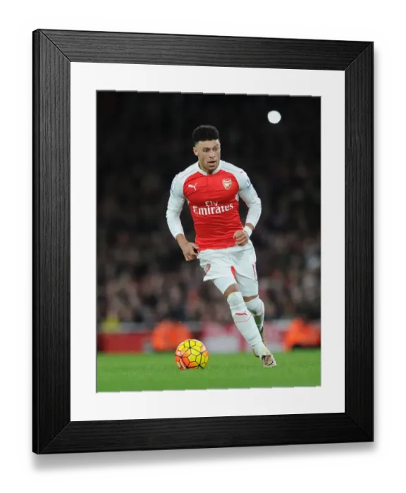 Framed Print : Arsenal vs Manchester City: Oxlade-Chamberlain's Intense Performance (2015-16 Premier League) Framed Print : Arsenal vs Manchester City: Oxlade-Chamberlain's Intense Performance (2015-16 Premier League)