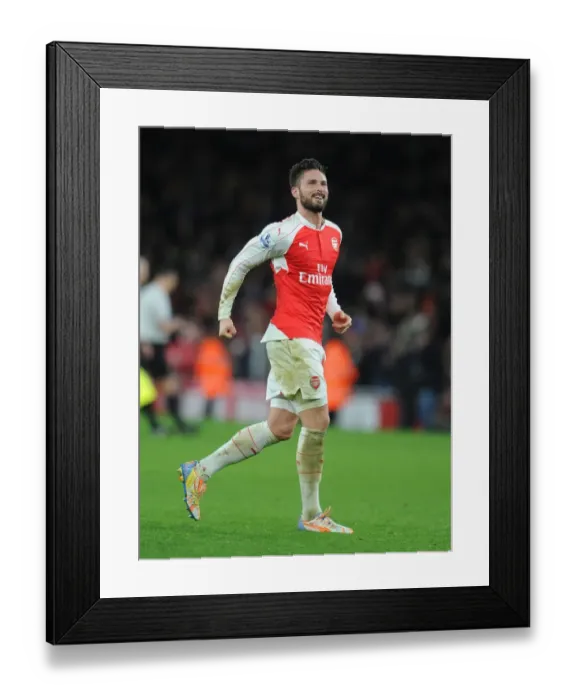 Framed Print : Giroud's Euphoric Moment: Arsenal's Winning Goal Against Manchester City (2015-16) Framed Print : Giroud's Euphoric Moment: Arsenal's Winning Goal Against Manchester City (2015-16)