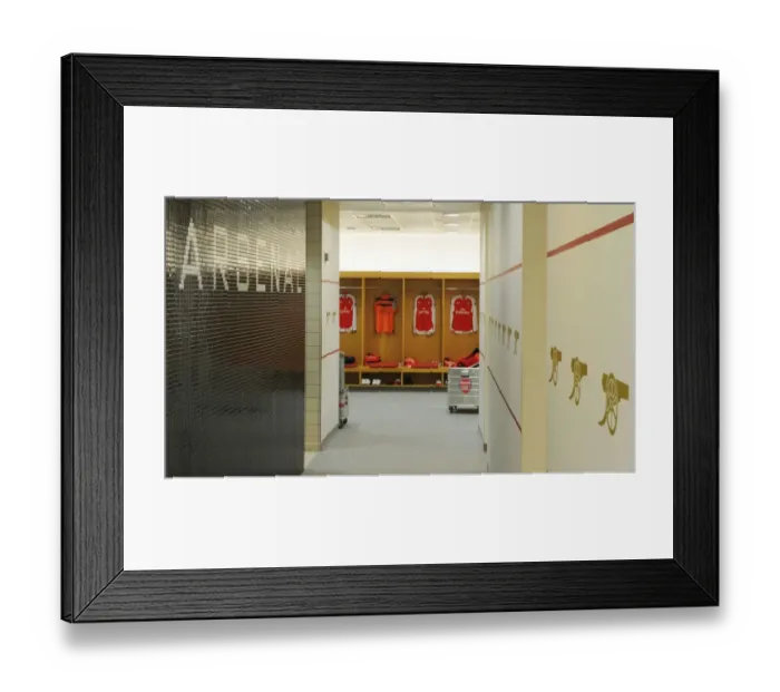 Framed Print : Arsenal Changing Room Before Arsenal vs Bournemouth, Premier League 2015-16 Framed Print : Arsenal Changing Room Before Arsenal vs Bournemouth, Premier League 2015-16