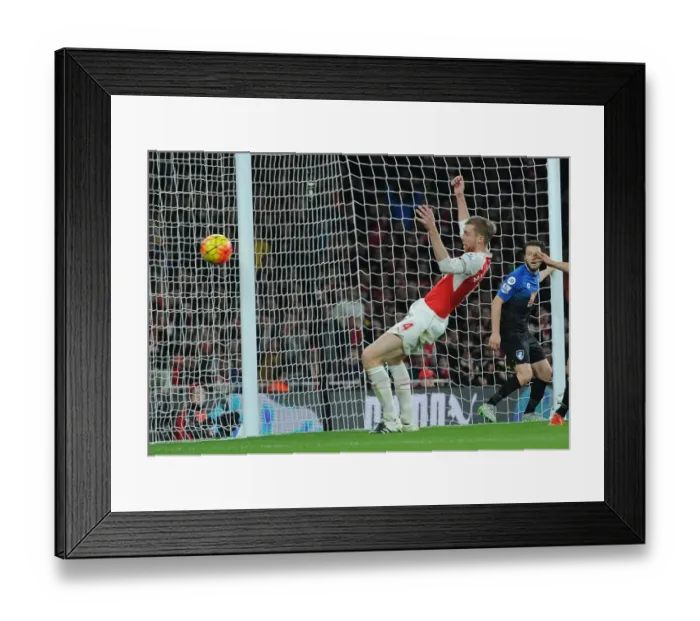 Framed Print : Per Mertesacker (Arsenal). Arsenal 2: 0 Bournemouth