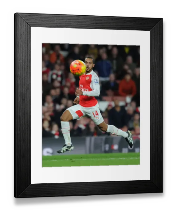 Framed Print : Walcott's Brilliance: Arsenal Triumphs Over Bournemouth in Premier League Showdown (December 2015)