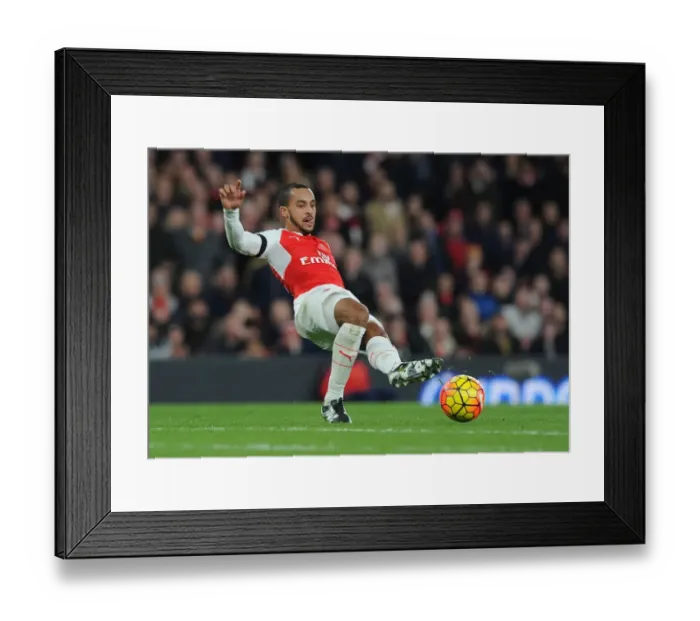 Framed Print : Theo Walcott in Action: Arsenal vs. Bournemouth (Premier League 2015-16, Emirates Stadium)