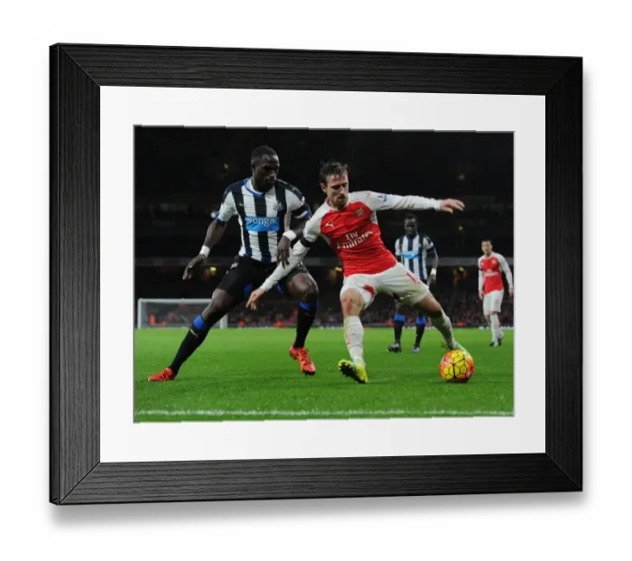Framed Print : Monreal vs Sissoko: A Premier League Battle at Emirates Stadium (2015-16)