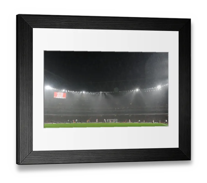 Framed Print : Arsenal vs Newcastle United: Premier League Clash at Emirates Stadium, London (January 2016) Framed Print : Arsenal vs Newcastle United: Premier League Clash at Emirates Stadium, London (January 2016)