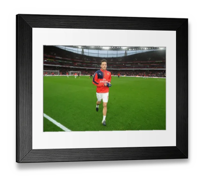 Framed Print : Mesut Ozil Gears Up: Arsenal vs Newcastle United (Premier League, 2015-16)